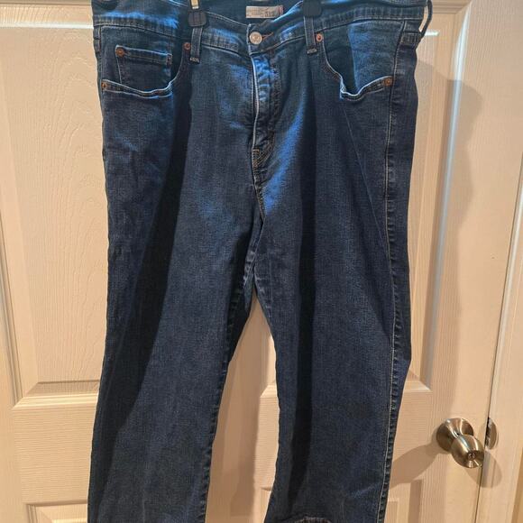 Levi capris from 07 - Picture 1 of 7